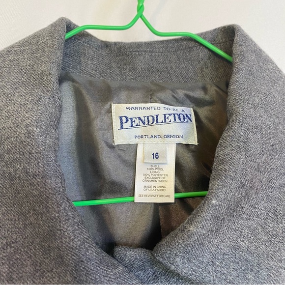 Pendleton NWT Gray Embroidered Wool Jacket Size 16 - Picture 7 of 11